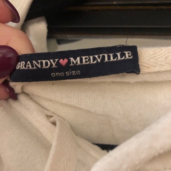 Cream hooded pullover - Picture 2 of 3